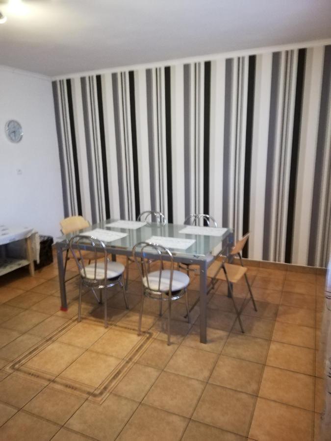 Halex 3 Apartment Bojna Luaran gambar