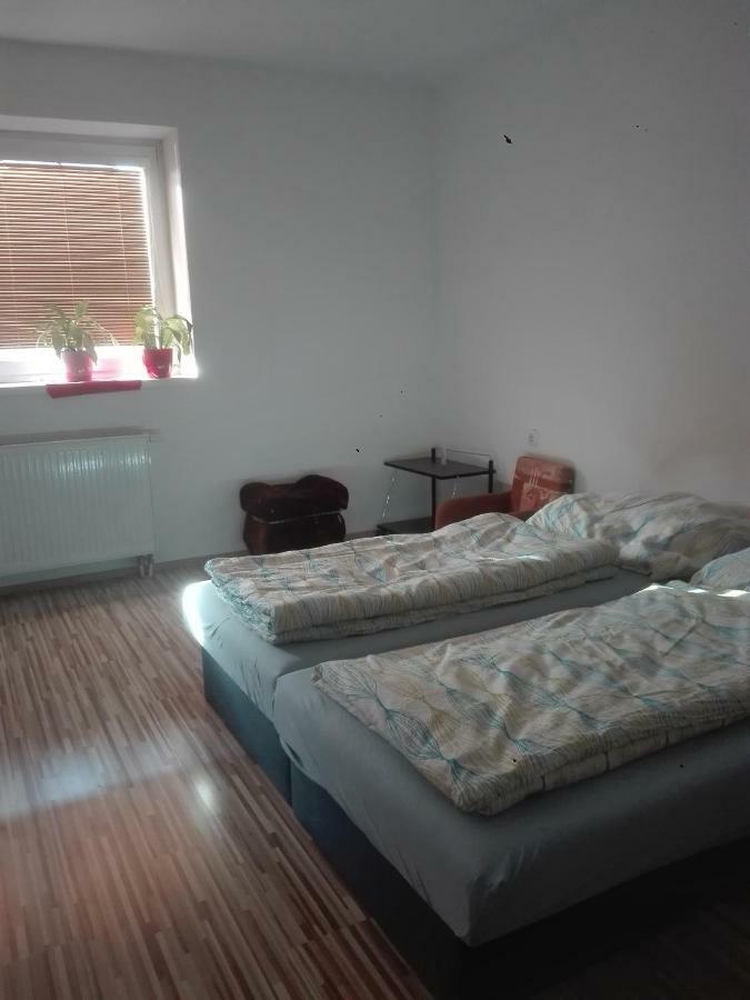 Halex 3 Apartment Bojna Luaran gambar